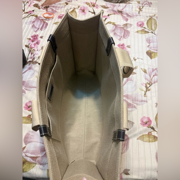 Chloe Woody Large Tote Bag NEW - Picture 4 of 6